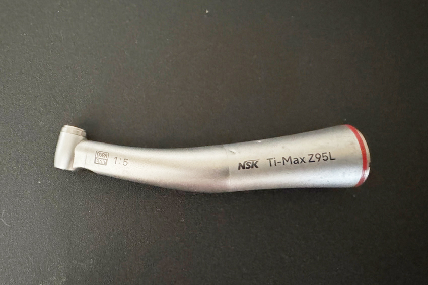 いやな音を抑えた器具「5倍速コントラ」